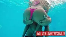 Redare Se Fute Langa Gard Xxx In Piscina In Apa Xxl