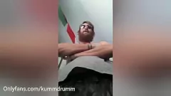 Odtwórz Ostra jazda z wielkim kutasem alfa: akcja z bliska kutasa w POV
