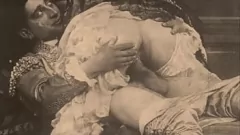 Jouer Gemmes cachées poilues de Dark Lanterning Entertainment: un quatuor rétro de la chatte velue vintage