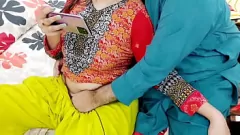 Abspielen Das Desi -Porn -Abenteuer des pakistanischen Paares endet mit dampfendem Analsex