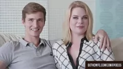 تشغيل Hardcore Blonde Threesome: Pussy Adry Berty's Pussy قفله كما ساعات الوقواق